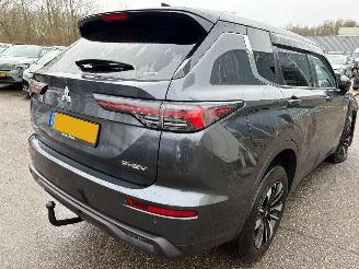 Mitsubishi Outlander 2.4 AUTOMAAT PHEV Intense picture 5