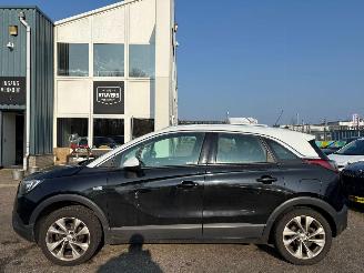 Opel Crossland X 1.2 Turbo Innovation picture 2