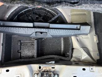 Ford B-Max 1.0 EcoBoost Titanium picture 12