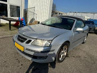 krockskadad bil auto Saab 9-3 Cabrio 1.8t Vector 2005/11