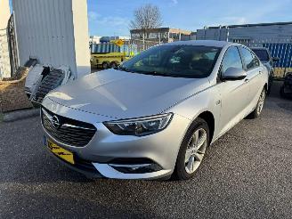 Unfallwagen Opel Insignia Grand Sport 1.6 AUTOMAAT CDTI Business Executive 2018/2