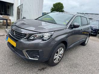 Unfallwagen Peugeot 5008 1.2 PureTech Active 2017/6