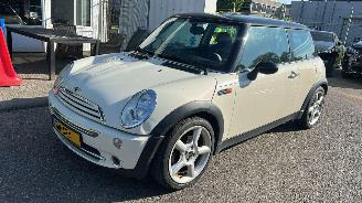Coche accidentado Mini Cooper 1.6 Cooper 2004/10