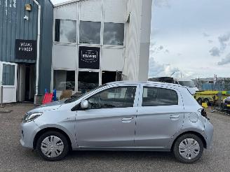 Mitsubishi Space-star 1.2 Connect + picture 2