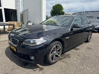 Schadeauto BMW 5-serie Touring 518d AUTOMAAT  Luxury Edition 2016/10