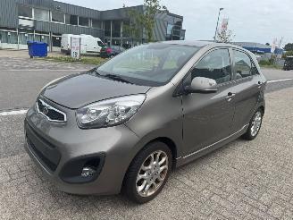 Damaged car Kia Picanto 1.0 CVVT Comfort Pack 2011/9