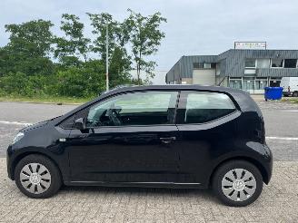 Volkswagen Up! 1.0 take up! BlueMotion picture 2