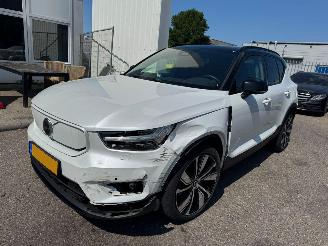 Voiture accidenté Volvo XC40 Recharge P8 AWD R-Design 2020/12