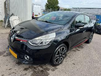 Unfallwagen Renault Clio 0.9 TCe Expression 2013/10
