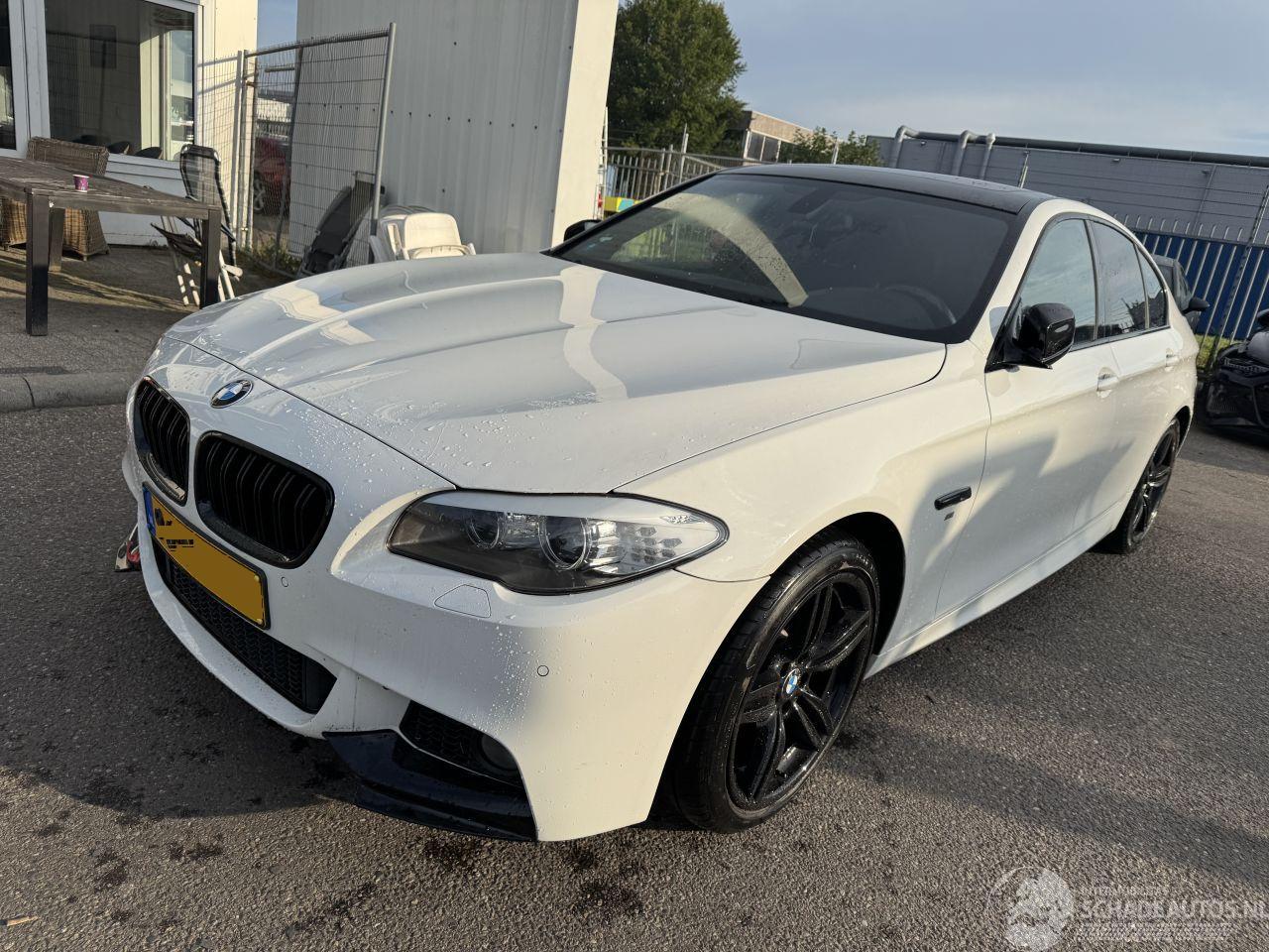BMW 5-serie 523i High Executive