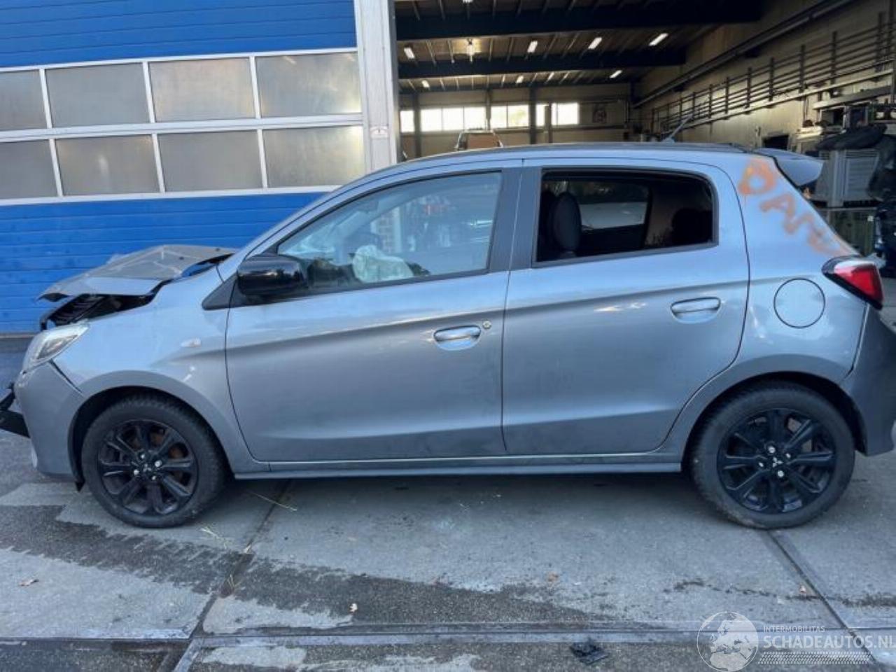 Mitsubishi Space-star Space Star (A0), Hatchback, 2012 1.2 12V