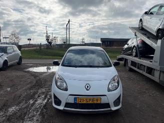 Coche siniestrado Renault Twingo Twingo II (CN), Hatchback 3-drs, 2007 / 2014 1.5 dCi 90 FAP 2011/11