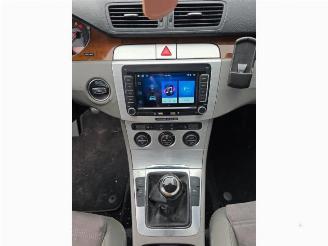 Volkswagen Passat Passat Variant (3C5), Combi, 2005 / 2010 2.0 FSI 16V picture 17