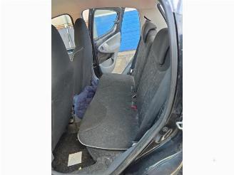 Peugeot 107 107, Hatchback, 2005 / 2014 1.0 12V picture 15