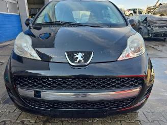 Vrakbiler auto Peugeot 107 107, Hatchback, 2005 / 2014 1.0 12V 2010/9