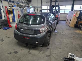 Auto da rottamare Peugeot 208 208 I (CA/CC/CK/CL), Hatchback, 2012 / 2019 1.2 Vti 12V PureTech 82 2013/7