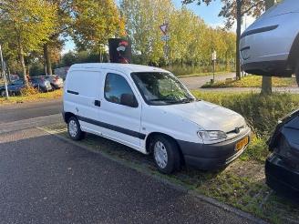Vrakbiler auto Peugeot Partner Partner, Van, 1996 / 2015 2.0 HDi 2002/9