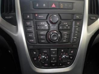 Opel Astra Astra J GTC (PD2/PF2), Hatchback 3-drs, 2011 / 2018 1.4 Turbo 16V ecoFLEX 140 picture 12