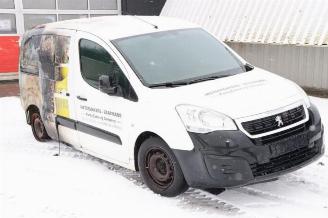 demontáž osobní automobily Peugeot Partner Partner (GC/GF/GG/GJ/GK), Van, 2008 / 2018 1.6 HDI 75 Phase 2 2015/10