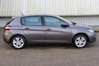 Vrakbiler auto Peugeot 308 308 (L3/L8/LB/LH/LP), Hatchback 5-drs, 2013 / 2021 1.6 16V THP 2014/2