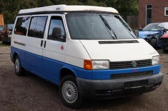 Vrakbiler auto Volkswagen Transporter Transporter/Caravelle T4, Bus, 1990 / 2003 2.4 D 1996/9
