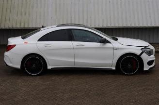 Coche siniestrado Mercedes Cla-klasse CLA AMG (117.3), Sedan, 2013 / 2019 2.0 CLA-45 AMG Turbo 16V 2013/10