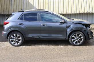 Kia Stonic Stonic (YB), SUV, 2017 1.0i T-GDi 12V picture 2