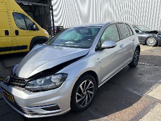 Volkswagen Golf 1.0 TSI TRENDLINE picture 2