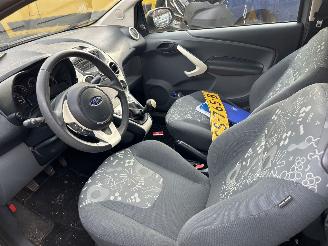 Ford Ka 1.2 STYLE START/STOP picture 8