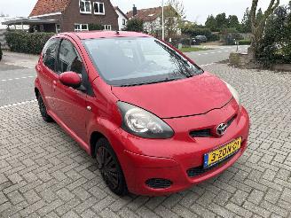 krockskadad bil auto Toyota Aygo 1.0 12V COOL 2011/2