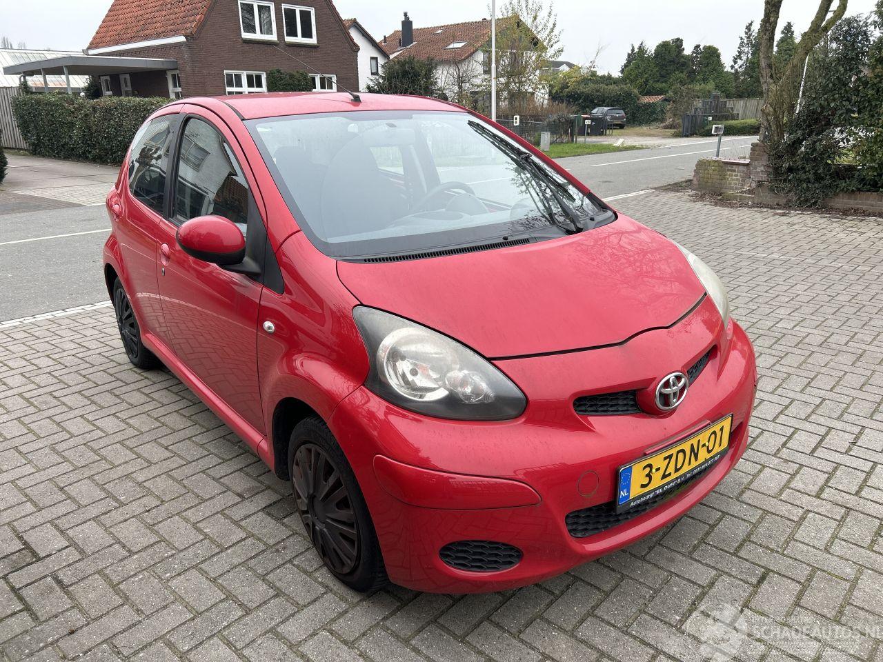 Toyota Aygo 1.0 12V COOL