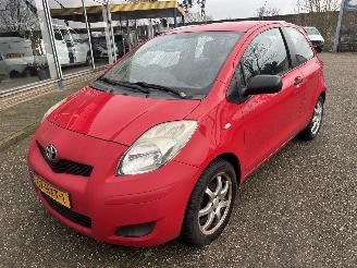Toyota Yaris 1.0 VVTI ACCES picture 3