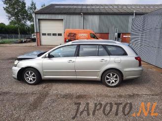 Toyota Avensis Avensis Wagon (T25/B1E), Combi, 2003 / 2008 2.0 16V VVT-i D4 picture 2