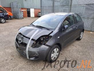 disassembly passenger cars Toyota Yaris Yaris II (P9), Hatchback, 2005 / 2014 1.0 12V VVT-i 2008/8