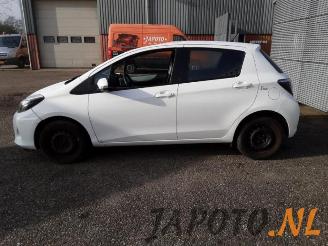 Toyota Yaris Yaris III (P13), Hatchback, 2010 / 2020 1.5 16V Hybrid picture 2