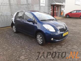 Toyota Yaris Yaris II (P9), Hatchback, 2005 / 2014 1.3 16V VVT-i picture 7
