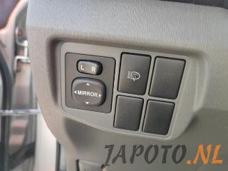 Toyota Prius Prius (ZVW3), Hatchback, 2009 / 2016 1.8 16V picture 13