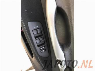 Toyota Auris Auris (E15), Hatchback, 2006 / 2012 1.8 16V HSD Full Hybrid picture 10