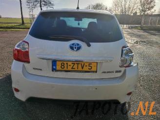 Toyota Auris Auris (E15), Hatchback, 2006 / 2012 1.8 16V HSD Full Hybrid picture 4