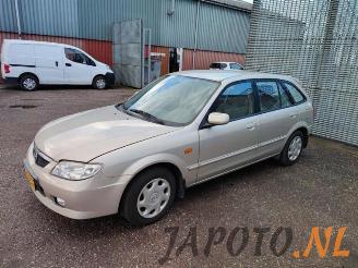 Salvage car Mazda 323 323 Fastbreak (BJ14), Hatchback, 1998 / 2004 1.6 16V 2001/3