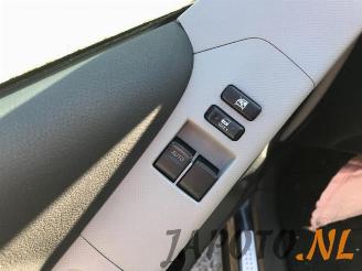 Toyota Yaris Yaris II (P9), Hatchback, 2005 / 2014 1.3 16V VVT-i picture 10