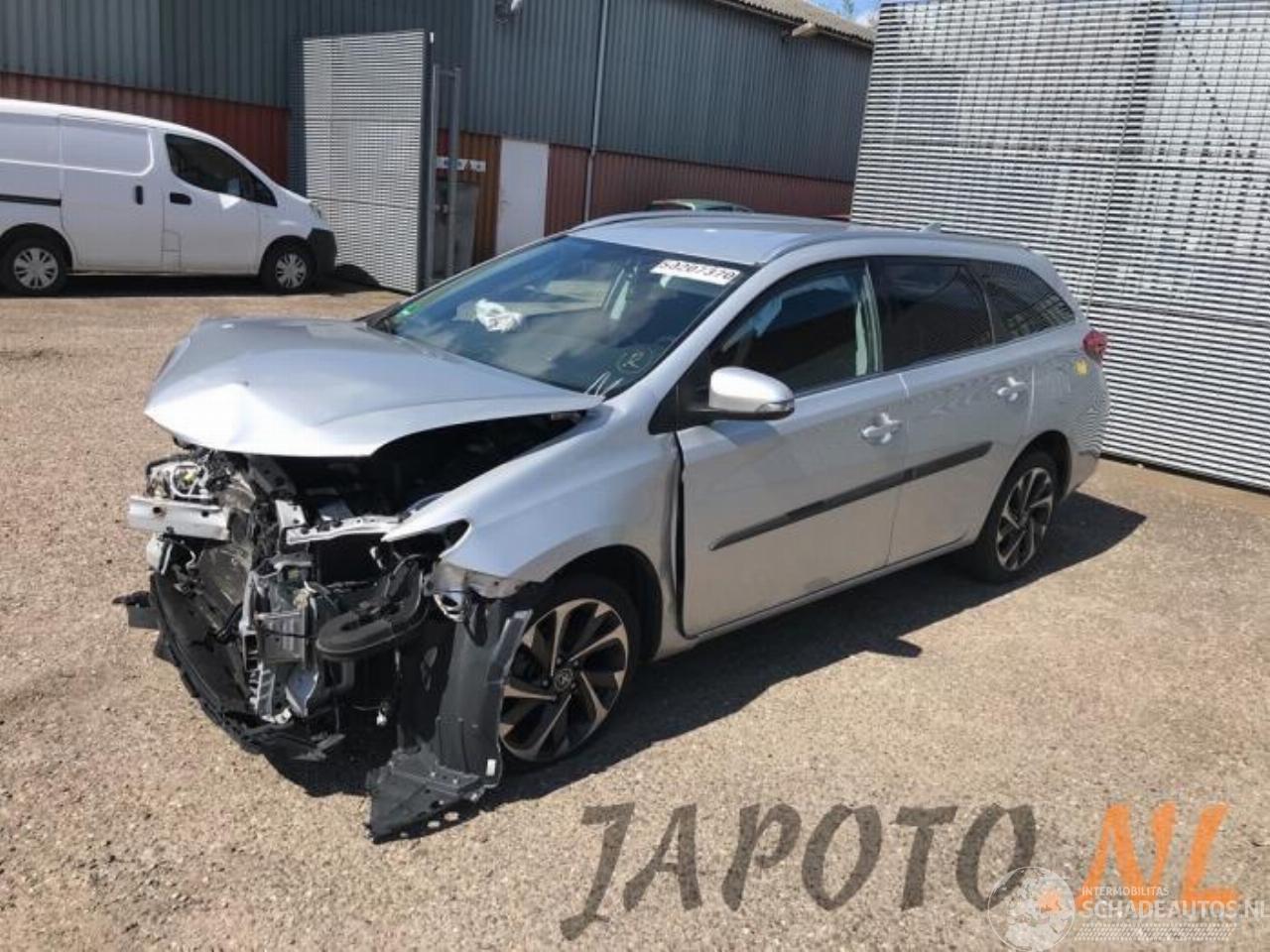 Toyota Auris Auris Touring Sports (E18), Combi, 2013 / 2018 1.2 T 16V