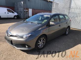 Toyota Auris Auris Touring Sports (E18), Combi, 2013 / 2018 1.2 T 16V picture 2