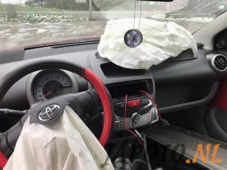 Toyota Aygo Aygo (B10), Hatchback, 2005 / 2014 1.0 12V VVT-i picture 12