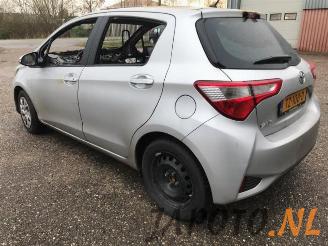 Toyota Yaris Yaris III (P13), Hatchback, 2010 / 2020 1.5 16V Dual VVT-iE picture 7