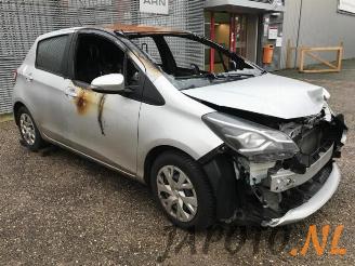 Toyota Yaris Yaris III (P13), Hatchback, 2010 / 2020 1.5 16V Dual VVT-iE picture 3