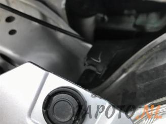 Toyota Yaris Yaris III (P13), Hatchback, 2010 / 2020 1.5 16V Dual VVT-iE picture 12