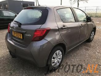 Toyota Yaris Yaris III (P13), Hatchback, 2010 / 2020 1.0 12V VVT-i picture 5