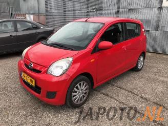 Salvage car Daihatsu Cuore Cuore (L251/271/276), Hatchback, 2003 1.0 12V DVVT 2007/8