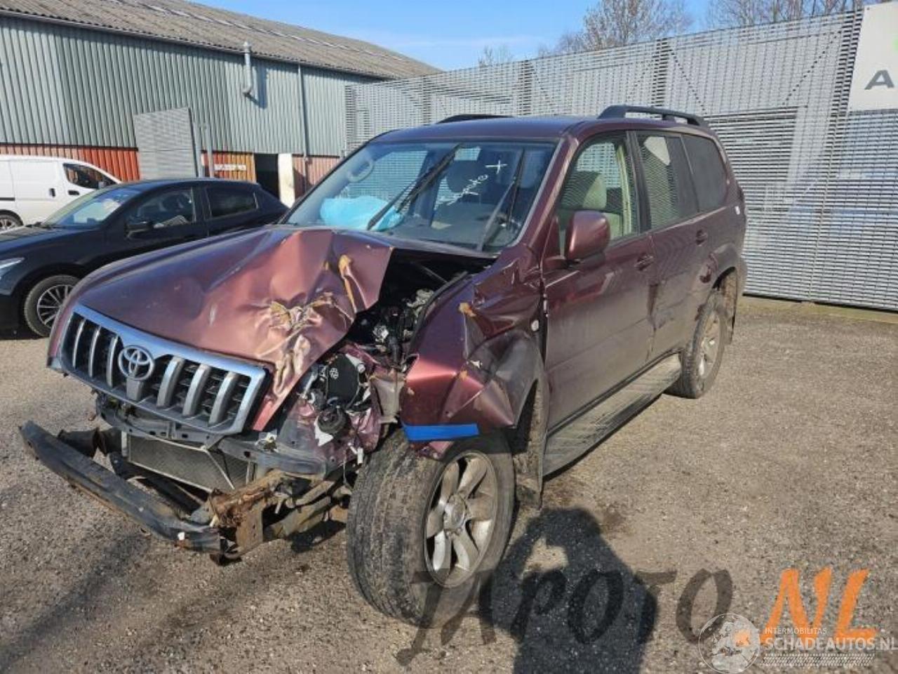 Toyota Landcruiser Land Cruiser (J12), Terreinwagen, 2002 / 2010 3.0 D-4D 16V